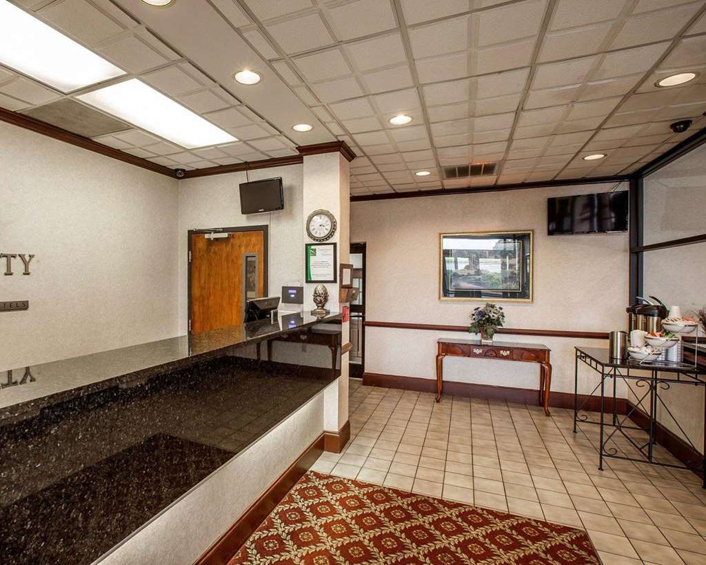 Quality Inn Suwanee I-85 Interiør billede